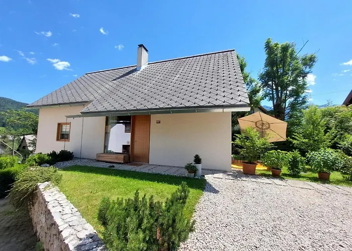 Apartma Hisa 6
